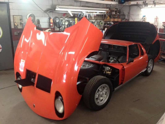 Lamborghini Miura vintage car interior restoration